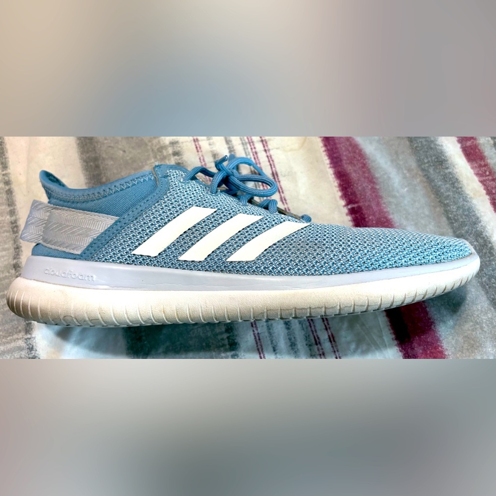 Size 10 Adidas shoes